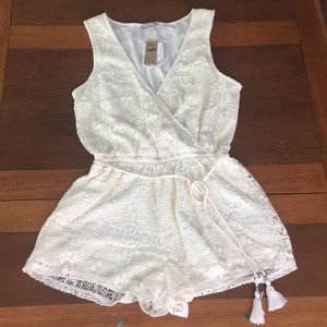 American Eagle Romper size Small NWT